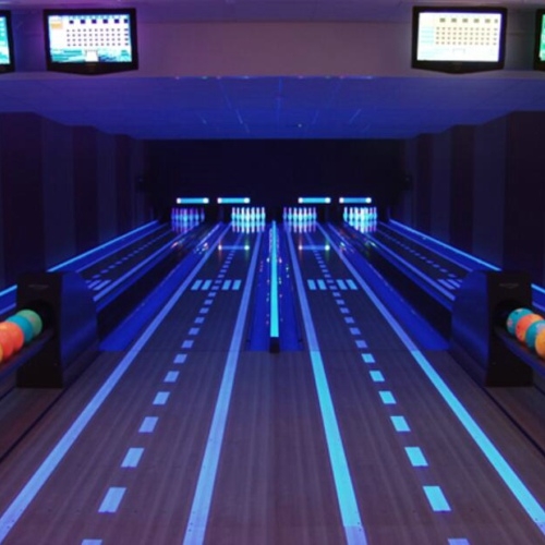 bowling alley equipment, bowling alley, bowling lane, string bowling