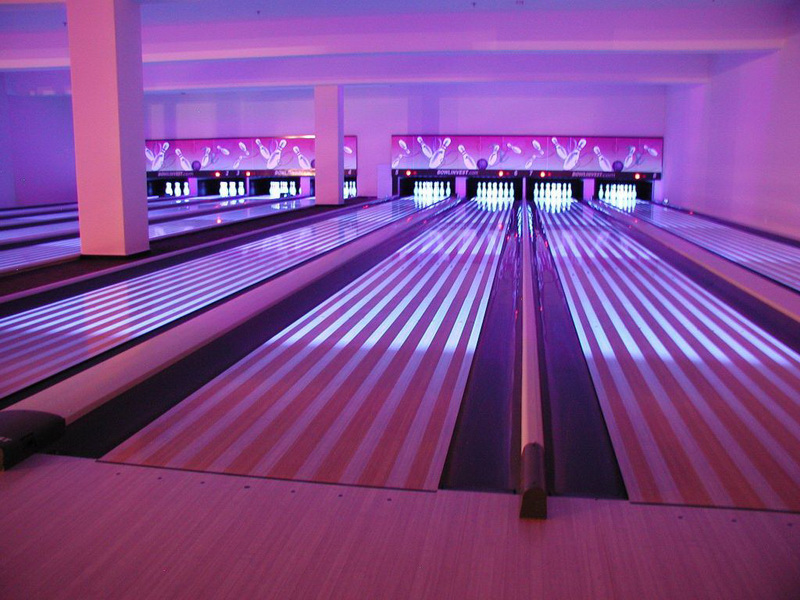 bowling synthetic lane